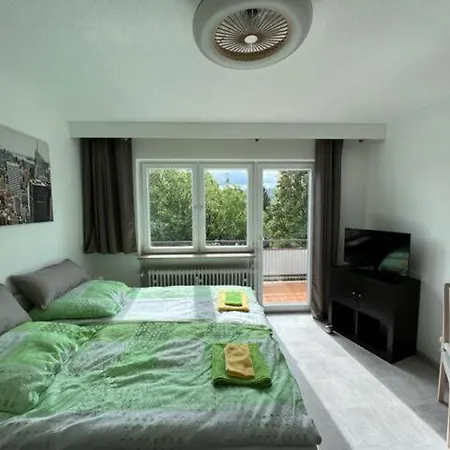 Ruhiges 7x24 Check-in